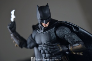 Justice League DC - Mafex (Medicom Toys) - Page 2 T6V4iuw7_t