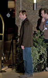 Aaron Eckhart - Outside a hotel in Vancouver - January 15, 2008