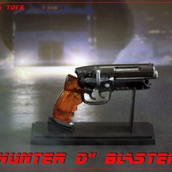 Blade Runner 2046 1/6  (Supermad Toys) WASacoJS_t