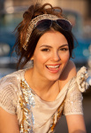 Victoria Justice FMJrXj65_t