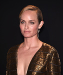 Amber Valletta DO0LagZN_t