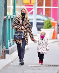 Nicky Hilton - steps out with her daughter for a walk in New York City, 01/13/2021