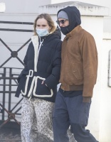 Robert Pattinson - Out in London 12/24/2020