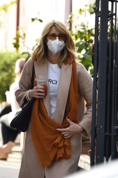 Laura Dern - All covered with the help of her daughter Jaya Harper in Brentwood, December 13, 2020
