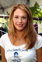 Amanda Righetti 75G56orf_t