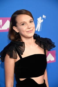 Millie Bobby Brown - Page 2 ZbI1D9m3_t