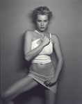 Rebecca Romijn-Stamos KmGCw6ea_t