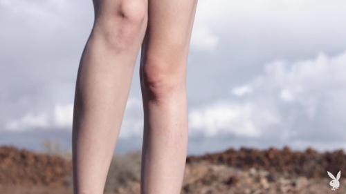 PlayboyPlus.25.03.12.Emmi.Wild.Winds.XXX.1080p.MP4-WRB