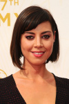 Aubrey Plaza 3vjRQveE_t