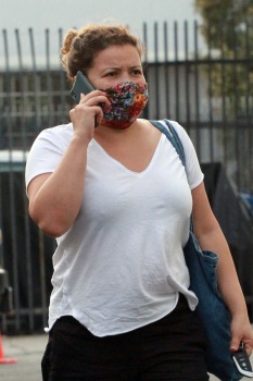 Justina Machado - Takes a phone call as she heads to the DWTS dance studio in Los Angeles, October 24, 2020