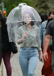 Rachel Brosnahan - Arrives on set of 'The Marvelous Mrs. Maisel' and keeps safe with her HEPA filter clear umbrella in New York, April 15, 2021