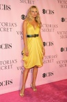 Karolina Kurkova HgXGb9YL_t