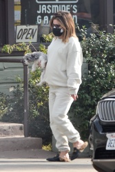 Ashley Tisdale - keeps it casual in sweats to run errands in Los Angeles, California | 01/07/2021