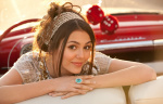 Victoria Justice Kh70RJK6_t