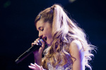 Ariana Grande - Page 2 LCxn9UWm_t