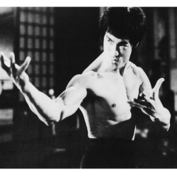 Кулак ярости / Fist of Fury (Брюс Ли / Bruce Lee, 1972) NH8kw76J_t