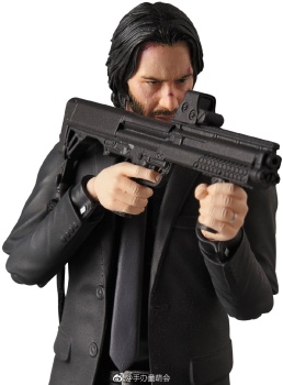 John Wick (Keanu Reeves) - Mafex (Medicom Toys) RoeyIBKg_t