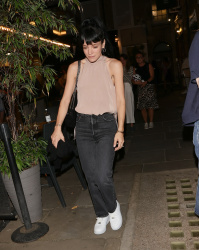 Lily Allen - Looks chic in a blush top and denim at 22.2A Ghost Story theatre night in London, September 7, 2021