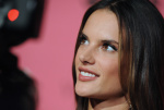 Alessandra Ambrosio - Page 3 9am0z6hb_t