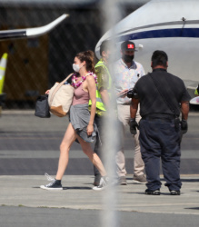 Shailene Woodley - Spotted touching down with fiancé Aaron Rodgers in Honolulu, Hawaii, May 17, 2021