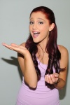 Ariana Grande J4SKarRi_t