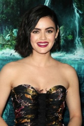 Lucy Hale T9HE48qs_t