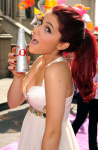 Ariana Grande PRZNYumm_t