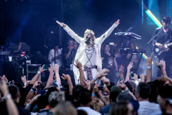 30 Seconds to Mars - Performing in Wantagh on August 19, 2014