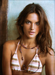 Alessandra Ambrosio - Page 2 EfAQF4t4_t