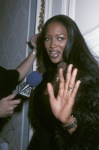 Naomi Campbell 7HpKgvgI_t