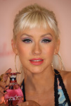 Christina Aguilera L1bT6fMb_t