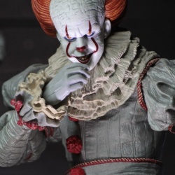 Ca : Pennywise - Year 1990 & 2017 (Neca) BEEMdptr_t