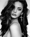 Meika Woollard FLt8xlHF_t