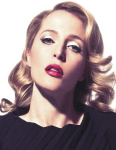 Gillian Anderson VTEAVN8d_t