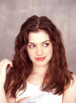 Anne Hathaway 1NzBSHqD_t