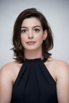 Anne Hathaway M9qr4pHQ_t