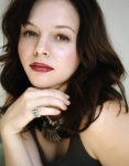 Amber Tamblyn Y43yaVAc_t