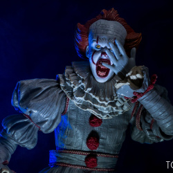 Ca : Pennywise - Year 1990 & 2017 (Neca) 3umpUEwY_t