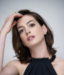 Anne Hathaway E8ZCkH4o_t