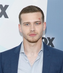 Oliver Stark - 2018 Fox Network Upfront at Wollman Rink, Central Park on May 14, 2018 in New York City