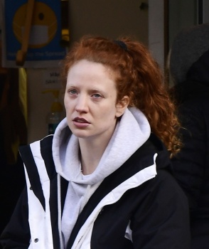 Jess Glynne - Out running some last minute errands on Christmas Eve in North London, December 24, 2020