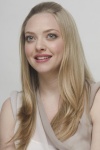 Amanda Seyfried - Page 3 CyV7zQ92_t