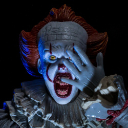 Ca : Pennywise - Year 1990 & 2017 (Neca) G227yIOD_t