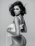 Olivia Culpo Yq8a7Rd0_t