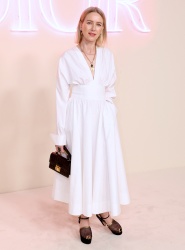 Naomi Watts - At the fashion show Christian Dior Fall 2024 at The Brooklyn Museum in New York 04/15/2024