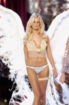 Karolina Kurkova EylMmnBl_t