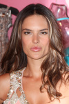 Alessandra Ambrosio - Page 2 MmXVGoMb_t