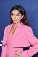 Sarah Hyland - Page 5 UZl5T9GP_t