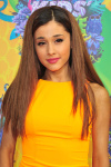 Ariana Grande CQ1oZTii_t