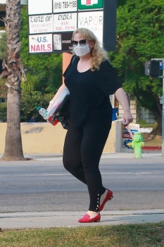 Rebel Wilson - Returns to her car to find a parking citation while running errands in Los Angeles, September 15, 2020